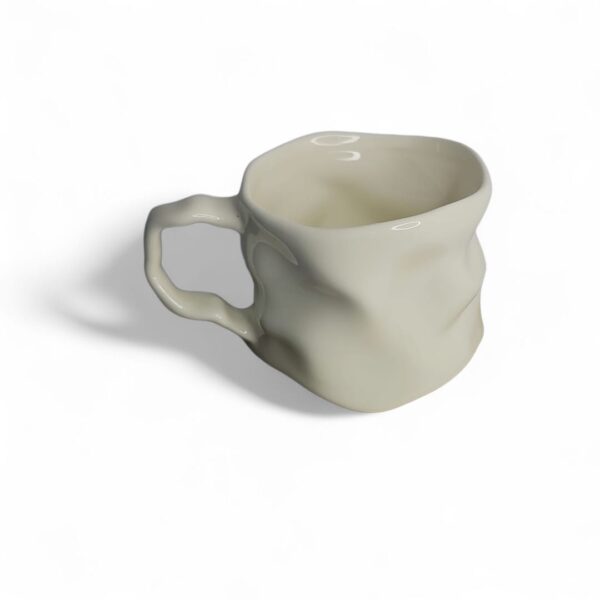 HAND PINCH IRREGULAR MUG 350ML - Image 3